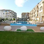 Azzurro Sarafovo Appartement *