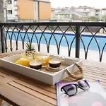 Azzurro Sarafovo Appartement *