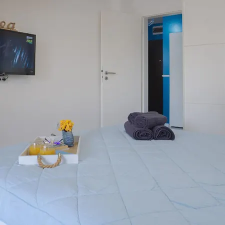 Azzurro Sarafovo Appartement *